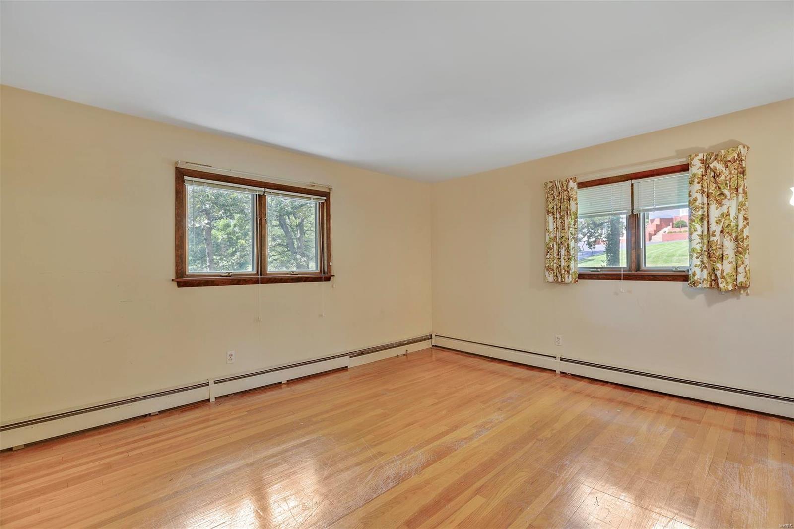 12210 Robyn Road Sunset Hills, MO 63127 - Photo 25 of 33 Gallery Image 25