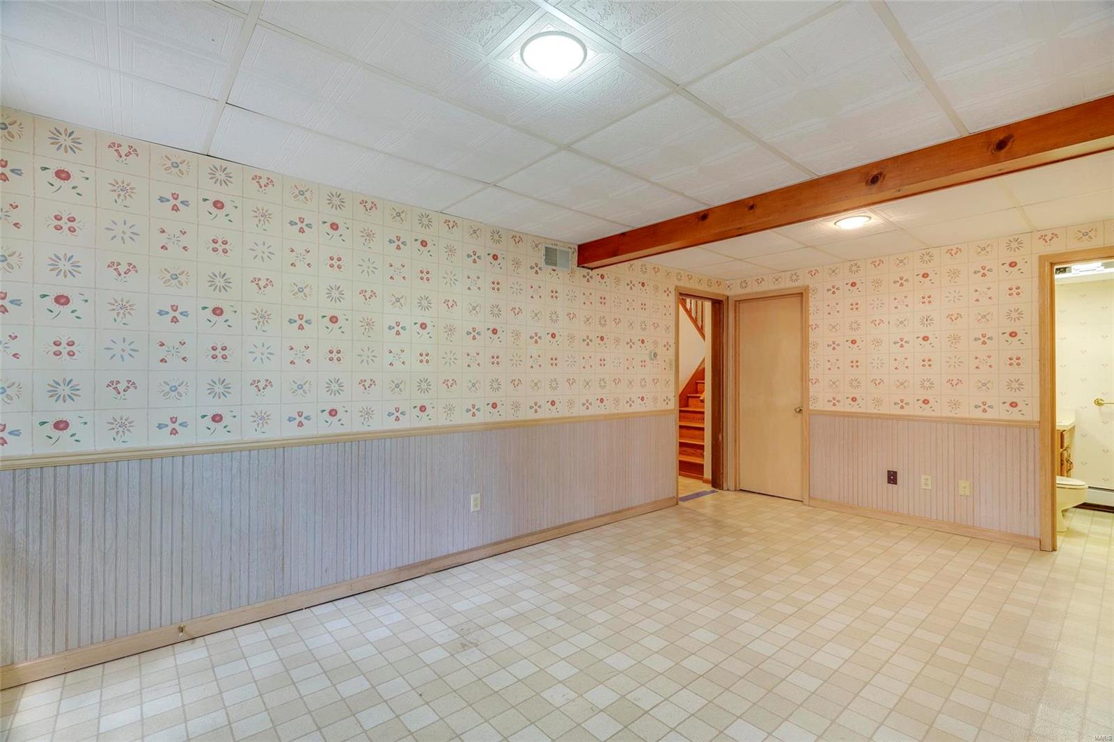 12210 Robyn Road Sunset Hills, MO 63127 - Photo 27 of 33 Gallery Image 27