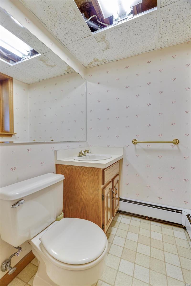 12210 Robyn Road Sunset Hills, MO 63127 - Photo 28 of 33 Gallery Image 28