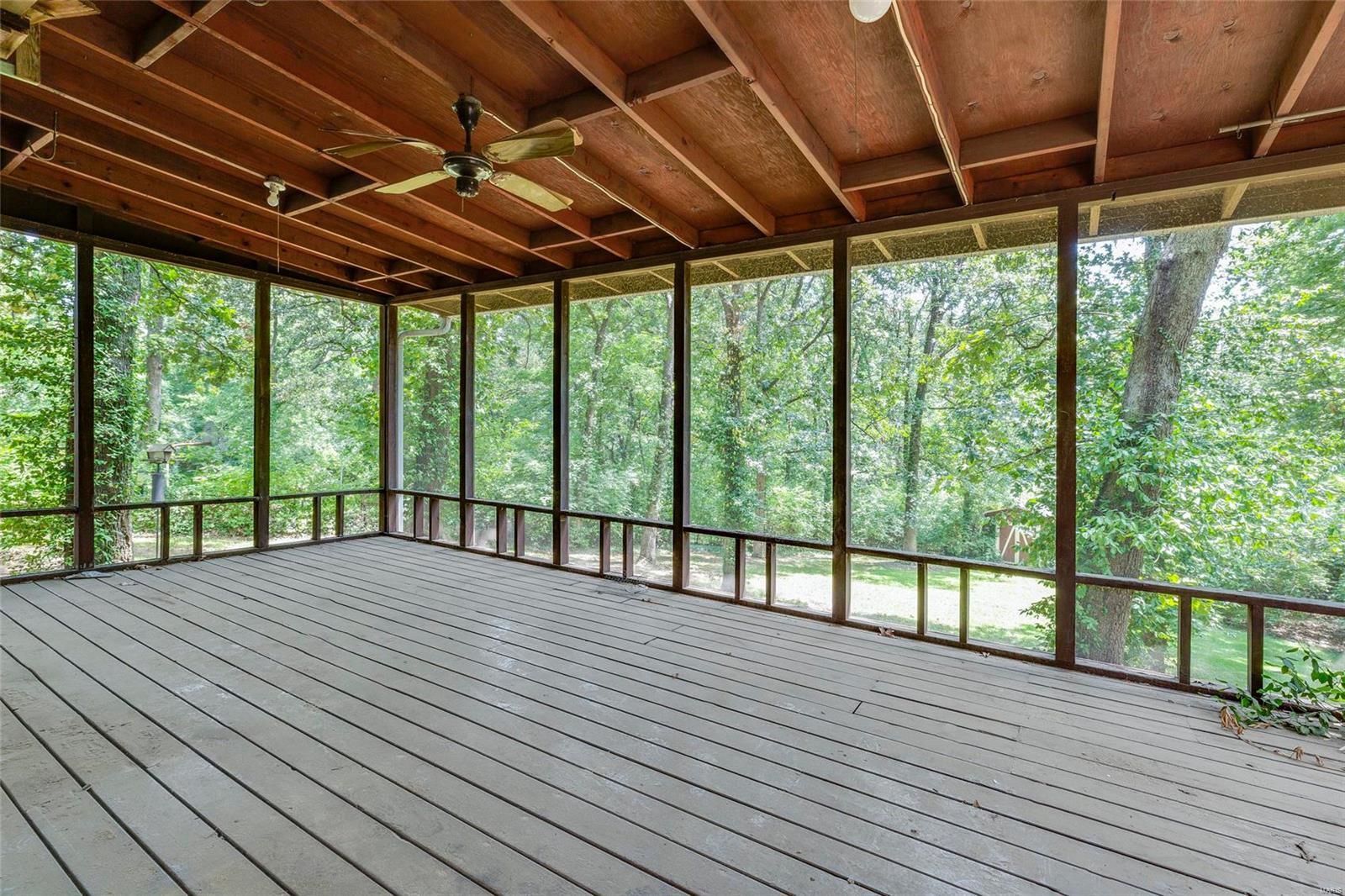 12210 Robyn Road Sunset Hills, MO 63127 - Photo 32 of 33 Gallery Image 32