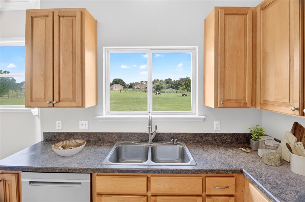 10064 Southwest 98th Lane Gainesville, FL 32608 - Photo 11 of 39