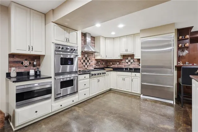 $1,149,900 | 4830 Dargate Lane, Murrysville, PA 15668