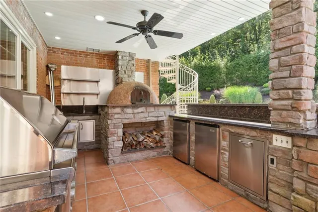 $1,149,900 | 4830 Dargate Lane, Murrysville, PA 15668