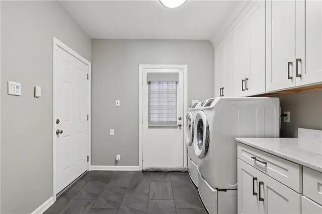 $1,149,900 | 4830 Dargate Lane, Murrysville, PA 15668