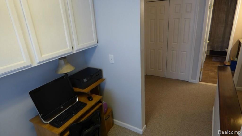 41474 Hanford Road Canton, MI 48187 - Photo 32 of 32 Upstairs3.jpg
