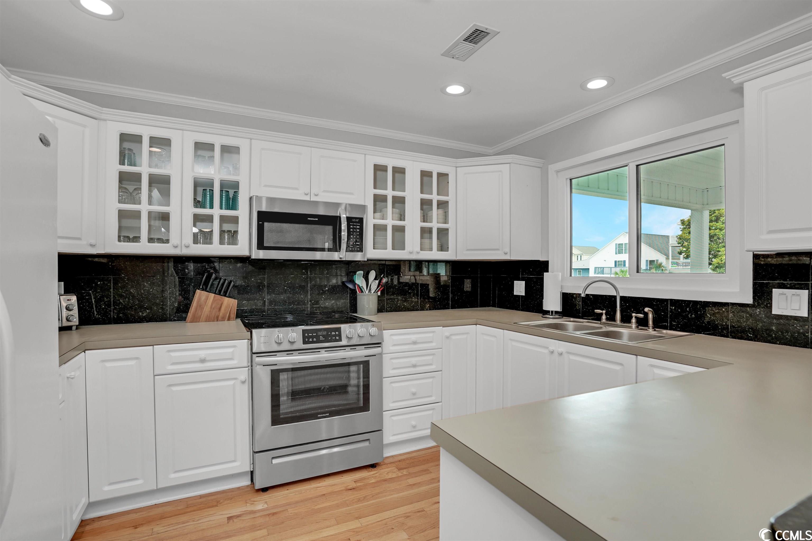 340 Underwood Drive Murrells Inlet, SC 29576 - Photo 18 of 36