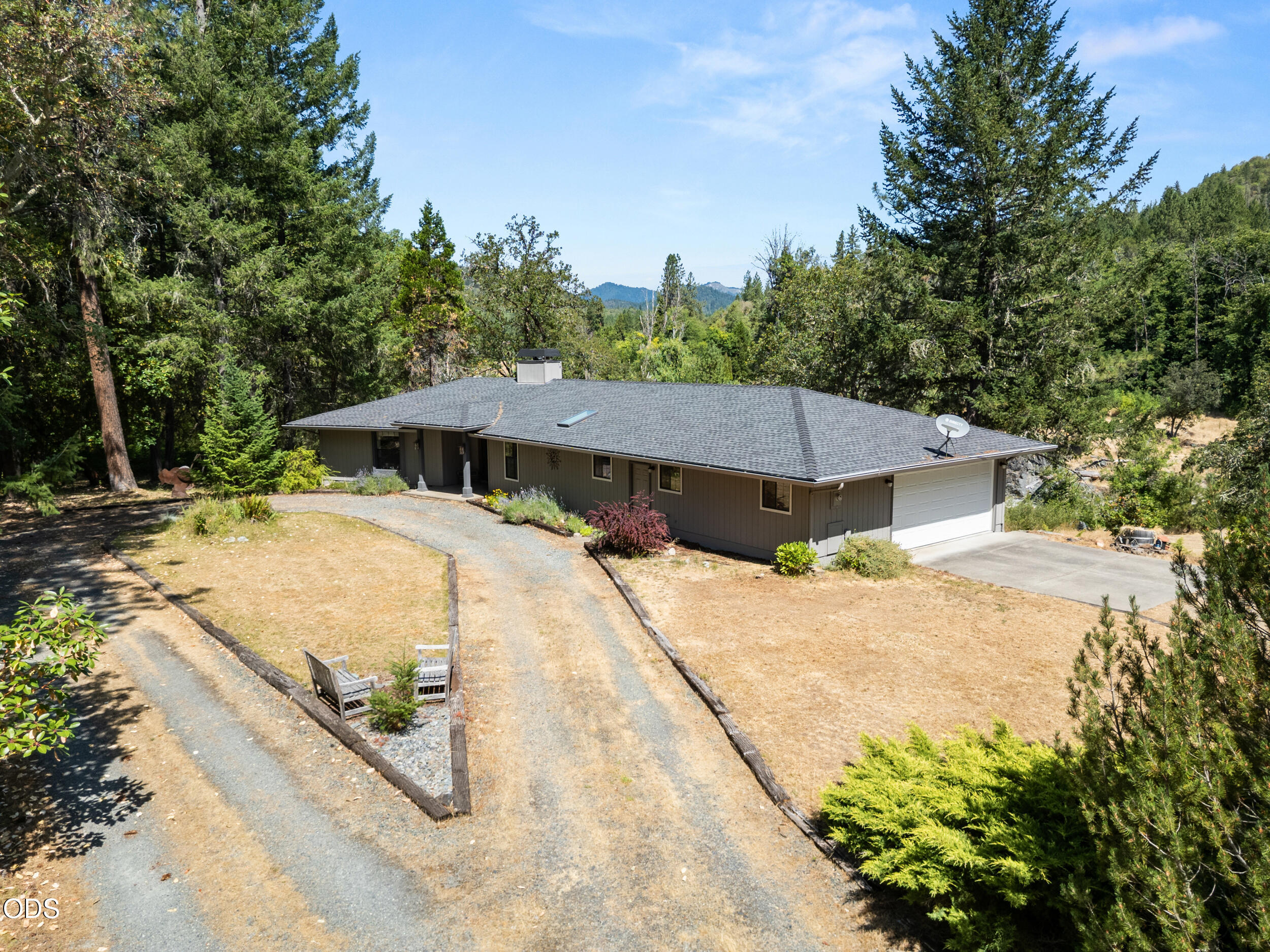 11178 East Evans Creek Road Rogue River, OR 97537 - Photo 45 of 62