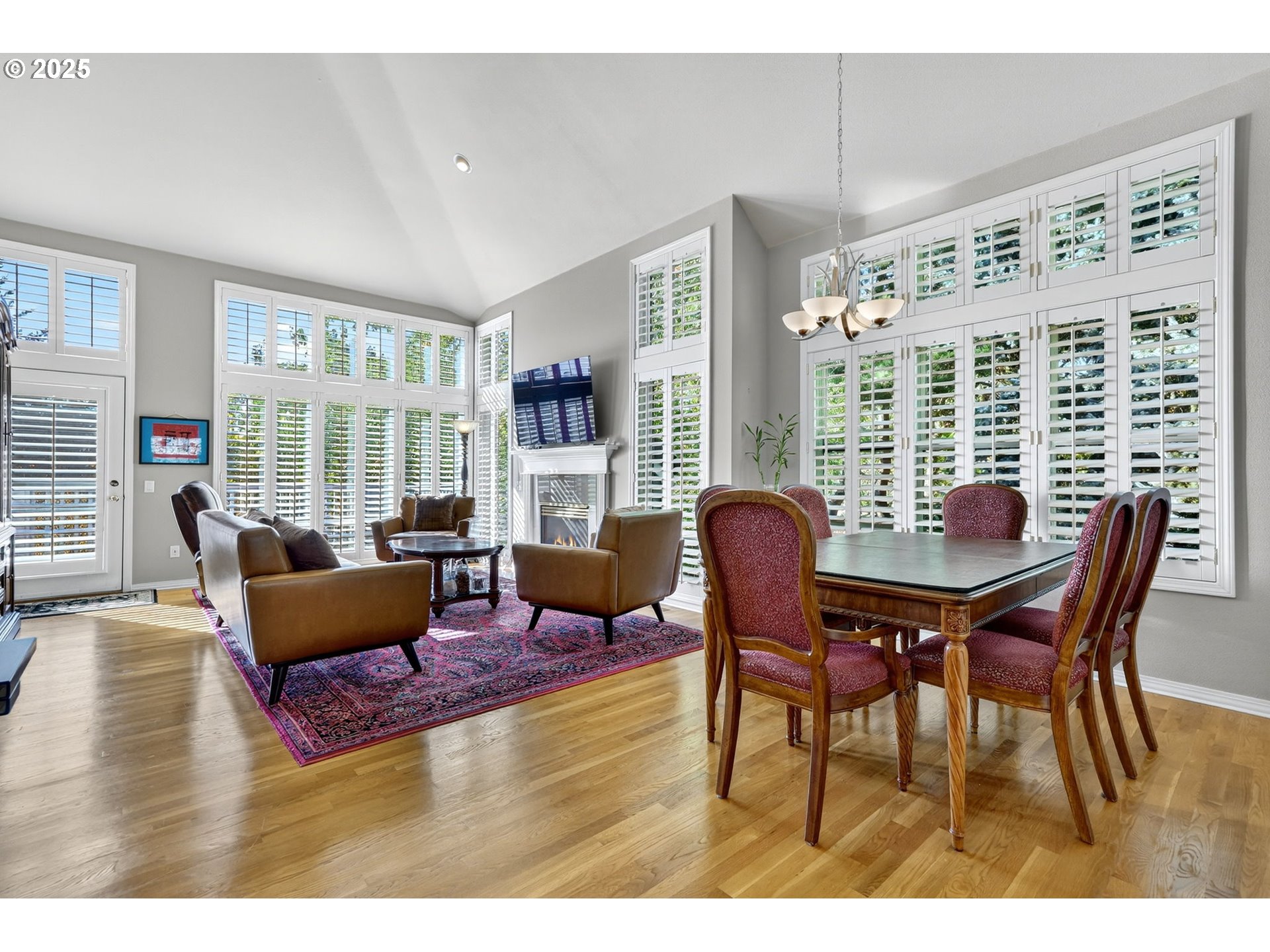 15490 Northwest Tee Court Portland, OR 97229 - Photo 11 of 44 Living Room/Dining Room