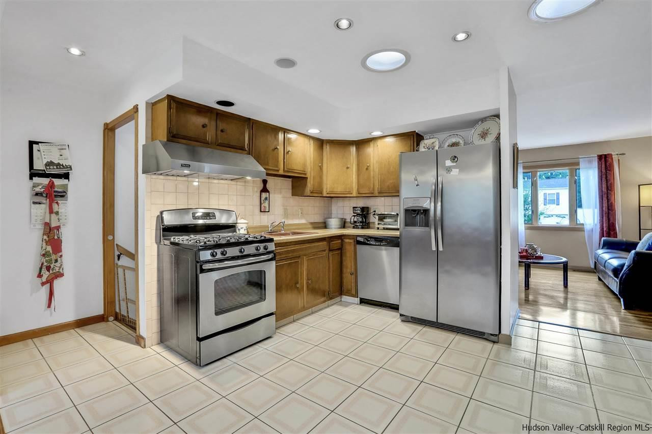 24 Fairfax Road Fishkill, NY 12524 - Photo 8 of 25 Photo 8