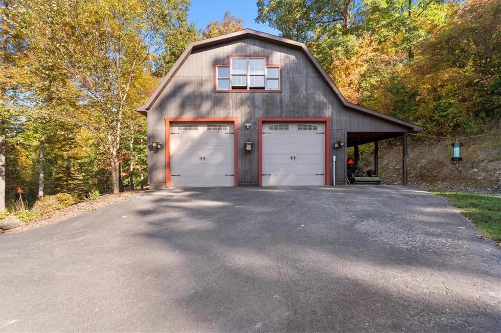 1070 West Lancaster Road Harmony, PA 16037 - Photo 5 of 50 Gallery Image 5