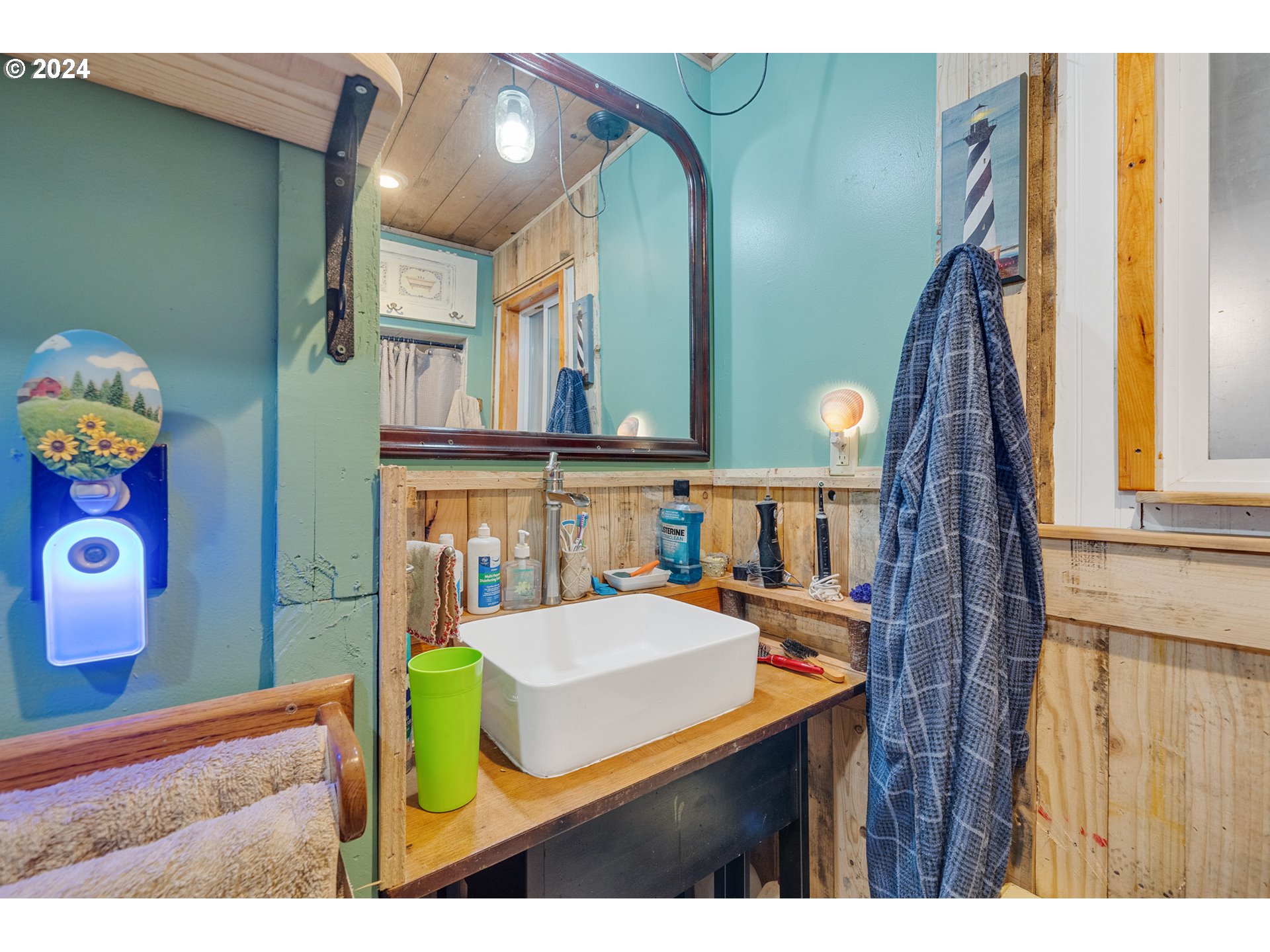 12905 Mill Road Cloverdale, OR 97112 - Photo 16 of 28 Gallery Image 16