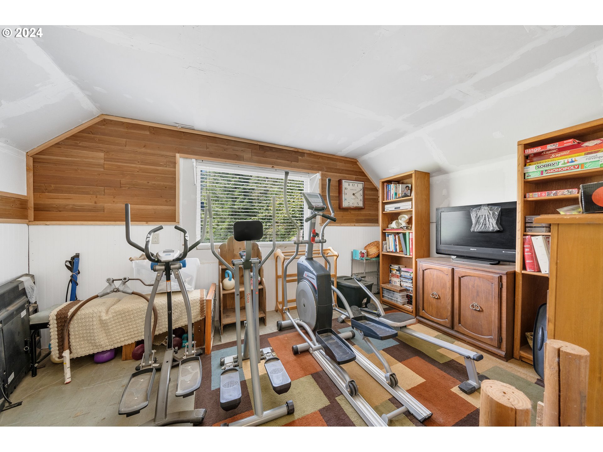 12905 Mill Road Cloverdale, OR 97112 - Photo 17 of 28 Gallery Image 17
