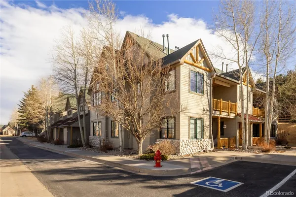 $630,000 | 31276 Stone Canyon Road, Unit 76201, Evergreen, CO 80439