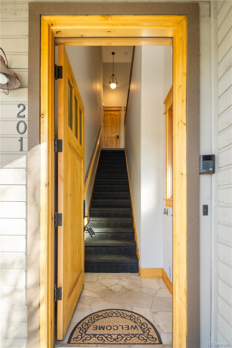 31276 Stone Canyon Road, Unit 76201 Evergreen, CO 80439 - Photo 5 of 40