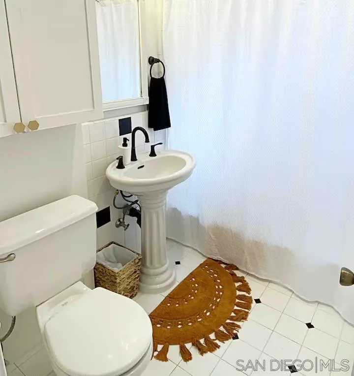 525 3rd Street Encinitas, CA 92024 - Photo 16 of 26