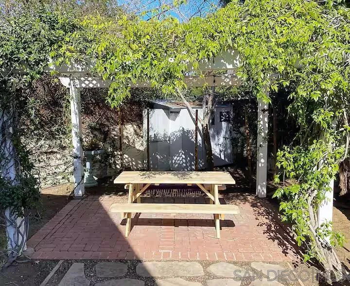 525 3rd Street Encinitas, CA 92024 - Photo 20 of 26