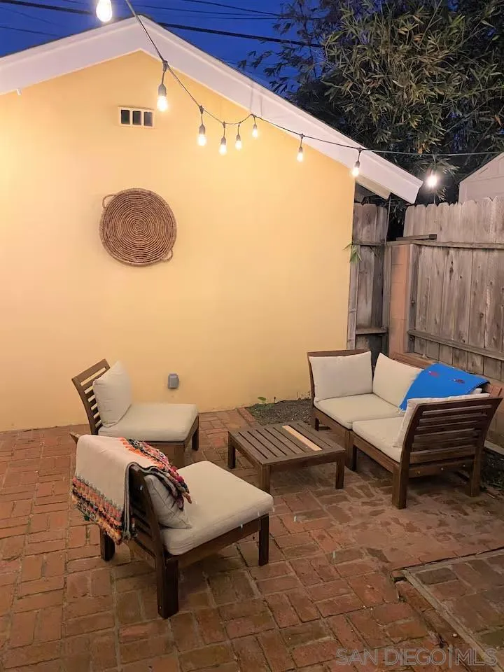 525 3rd Street Encinitas, CA 92024 - Photo 24 of 26