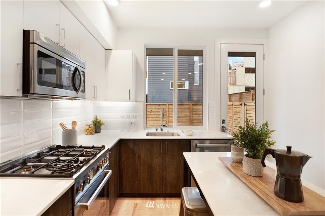 809 North 47th Street Seattle, WA 98103 - Photo 13 of 32 Gallery Image 13