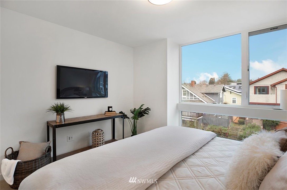 809 North 47th Street Seattle, WA 98103 - Photo 24 of 32 Gallery Image 24