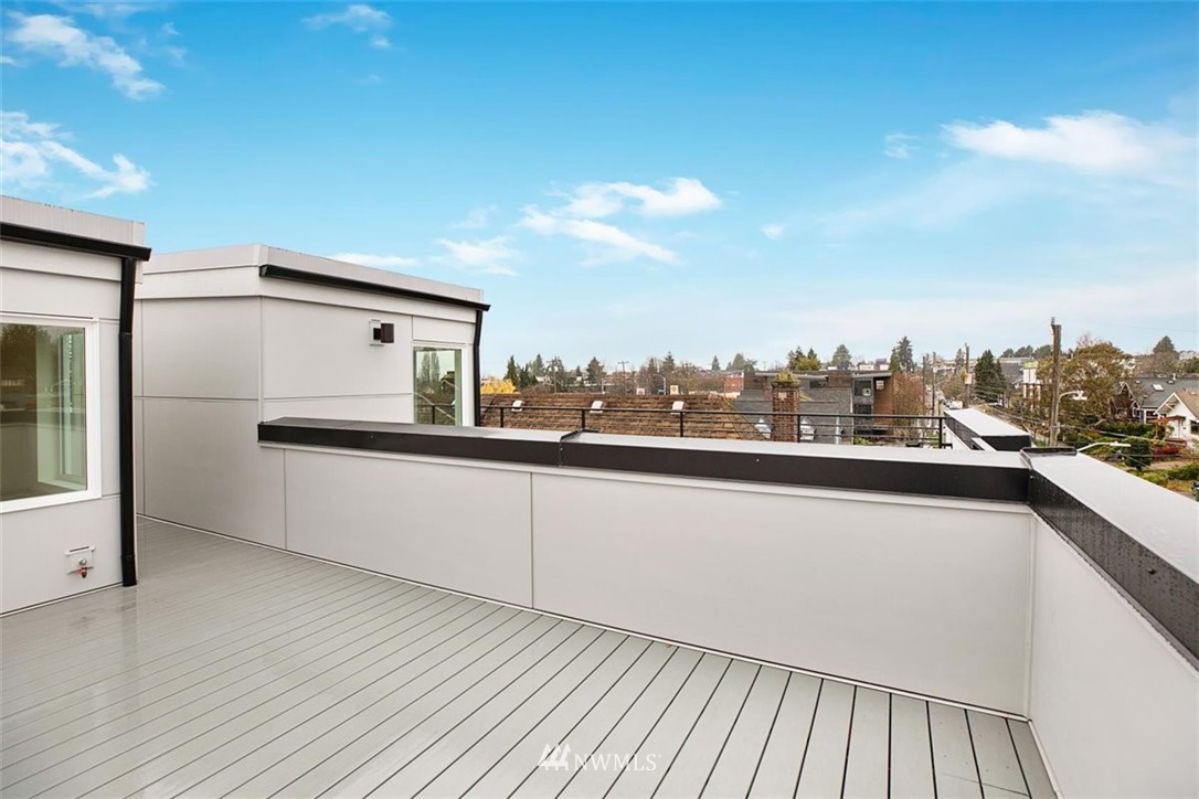 809 North 47th Street Seattle, WA 98103 - Photo 30 of 32 Gallery Image 30
