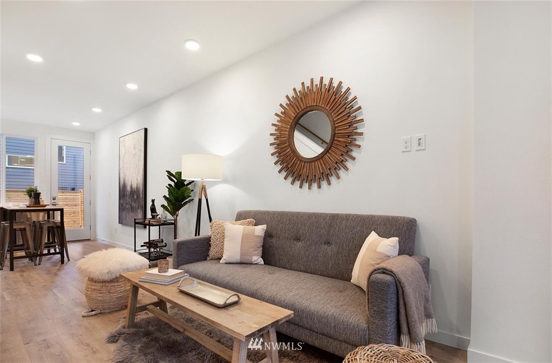 809 North 47th Street Seattle, WA 98103 - Photo 8 of 32 Gallery Image 8