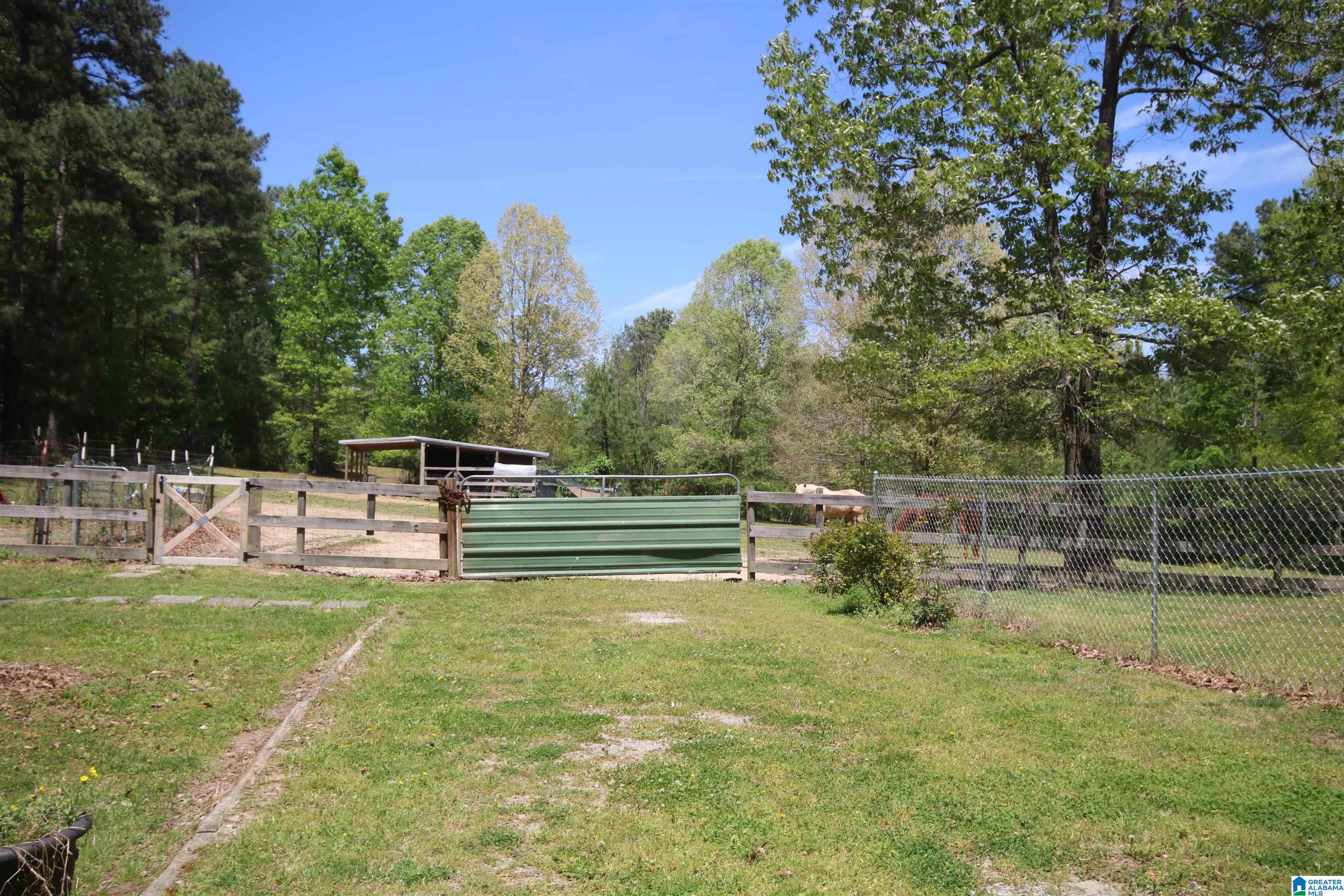300 Hunters Xing Road Odenville, AL 35120 - Photo 16 of 42