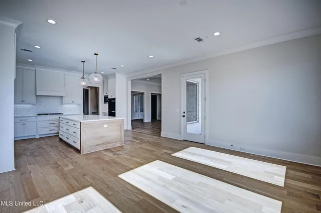 $585,000 | 358 Wellstone Place, Madison, MS 39110