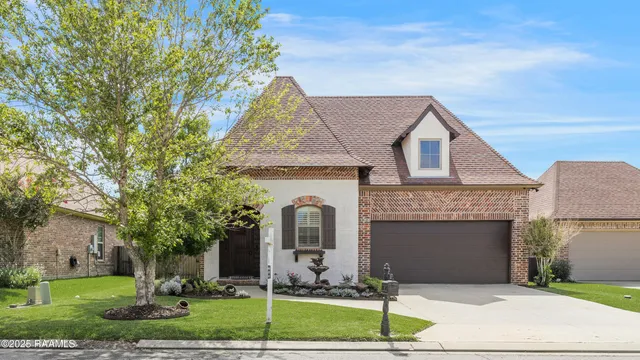 $370,000 | 108 Autumn Brook Drive, Broussard, LA 70518