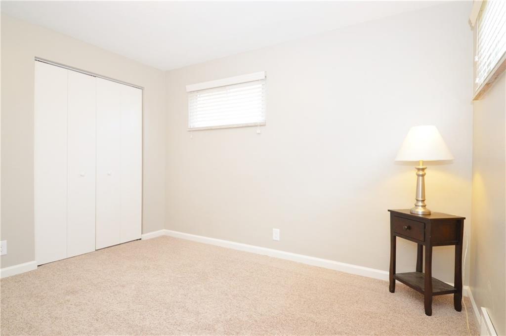 552 Springfield Pittsburgh, PA 15220 - Photo 13 of 24 Gallery Image 13