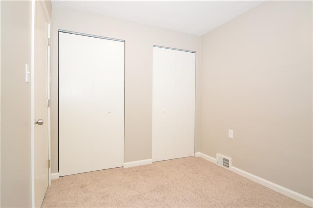 552 Springfield Pittsburgh, PA 15220 - Photo 18 of 24 Gallery Image 18