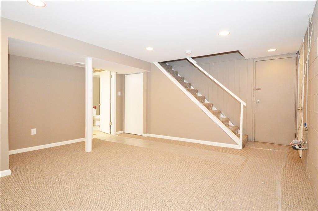 552 Springfield Pittsburgh, PA 15220 - Photo 19 of 24 Gallery Image 19