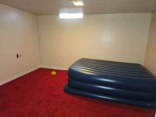 $239,990 | 23015 Brandywynne Street, Southfield, MI 48033