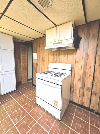 $239,990 | 23015 Brandywynne Street, Southfield, MI 48033