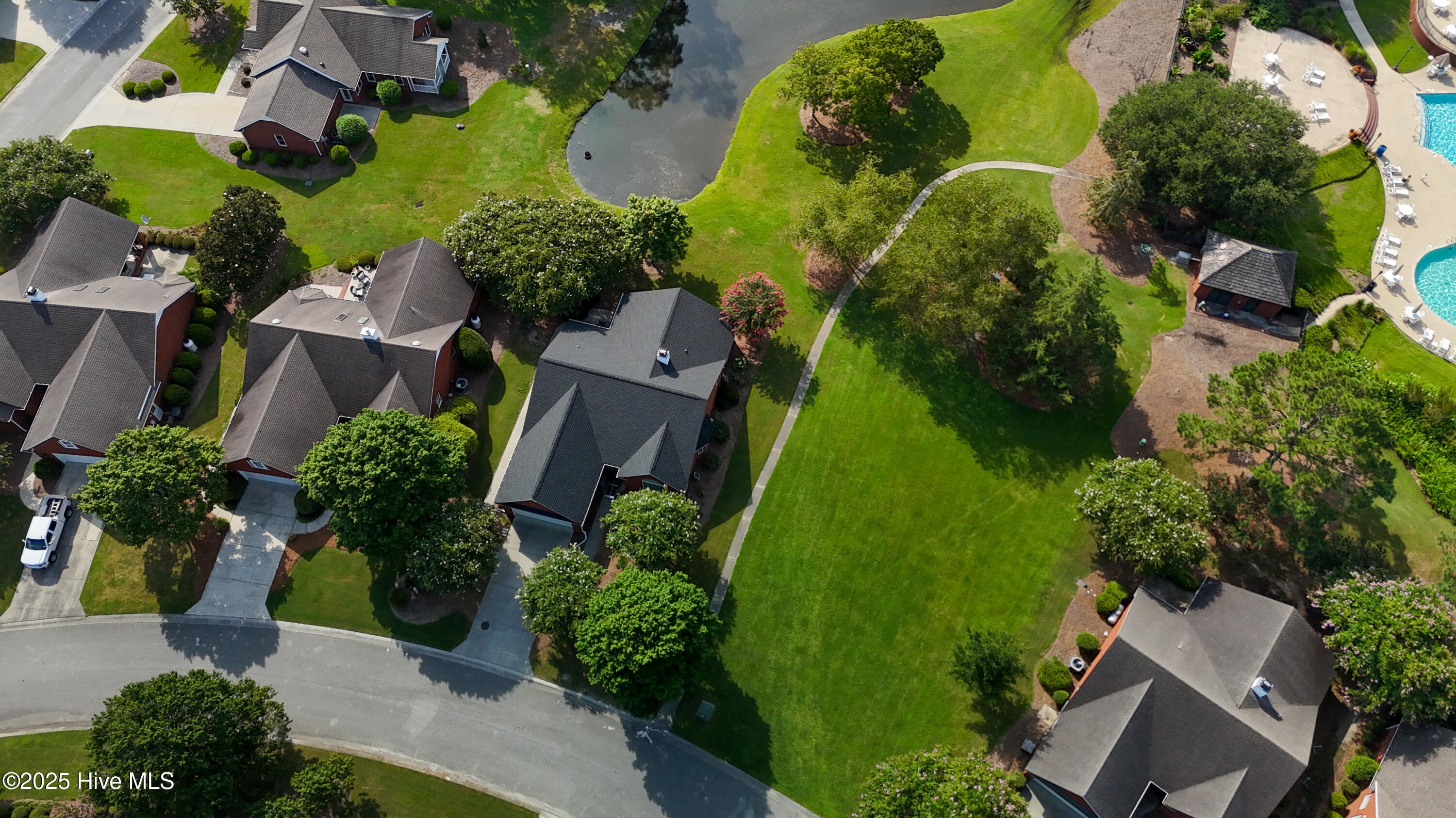 168 Candlestick Drive Wallace, NC 28466 - Photo 5 of 12 DJI_20250725094831_0464_D