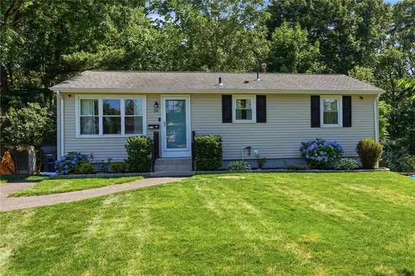 $449,900 | 36 Mary Beth Drive, Warwick, RI 02886