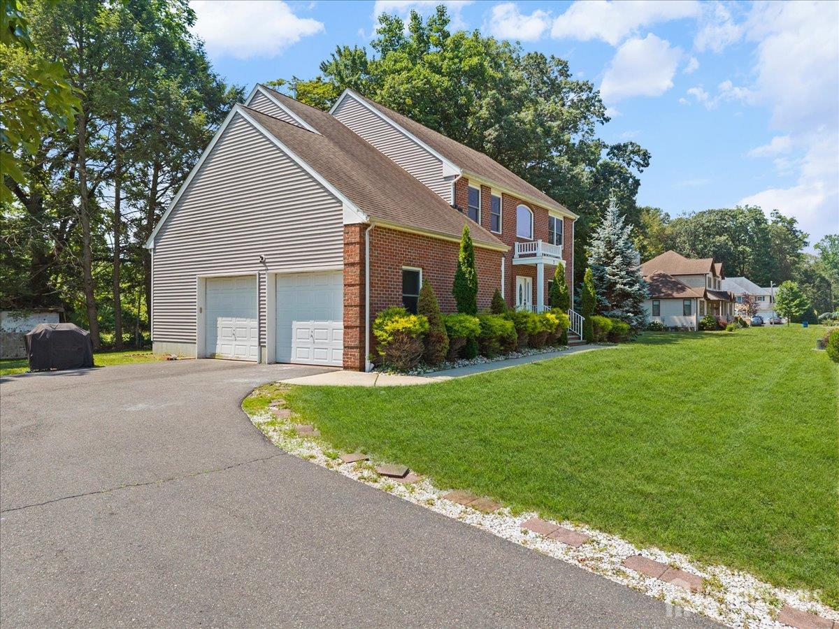 7 Rupprecht Road North Brunswick, NJ 08902 - Photo 2 of 46