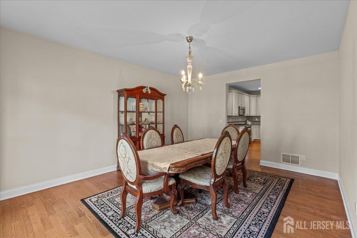 7 Rupprecht Road North Brunswick, NJ 08902 - Photo 5 of 46