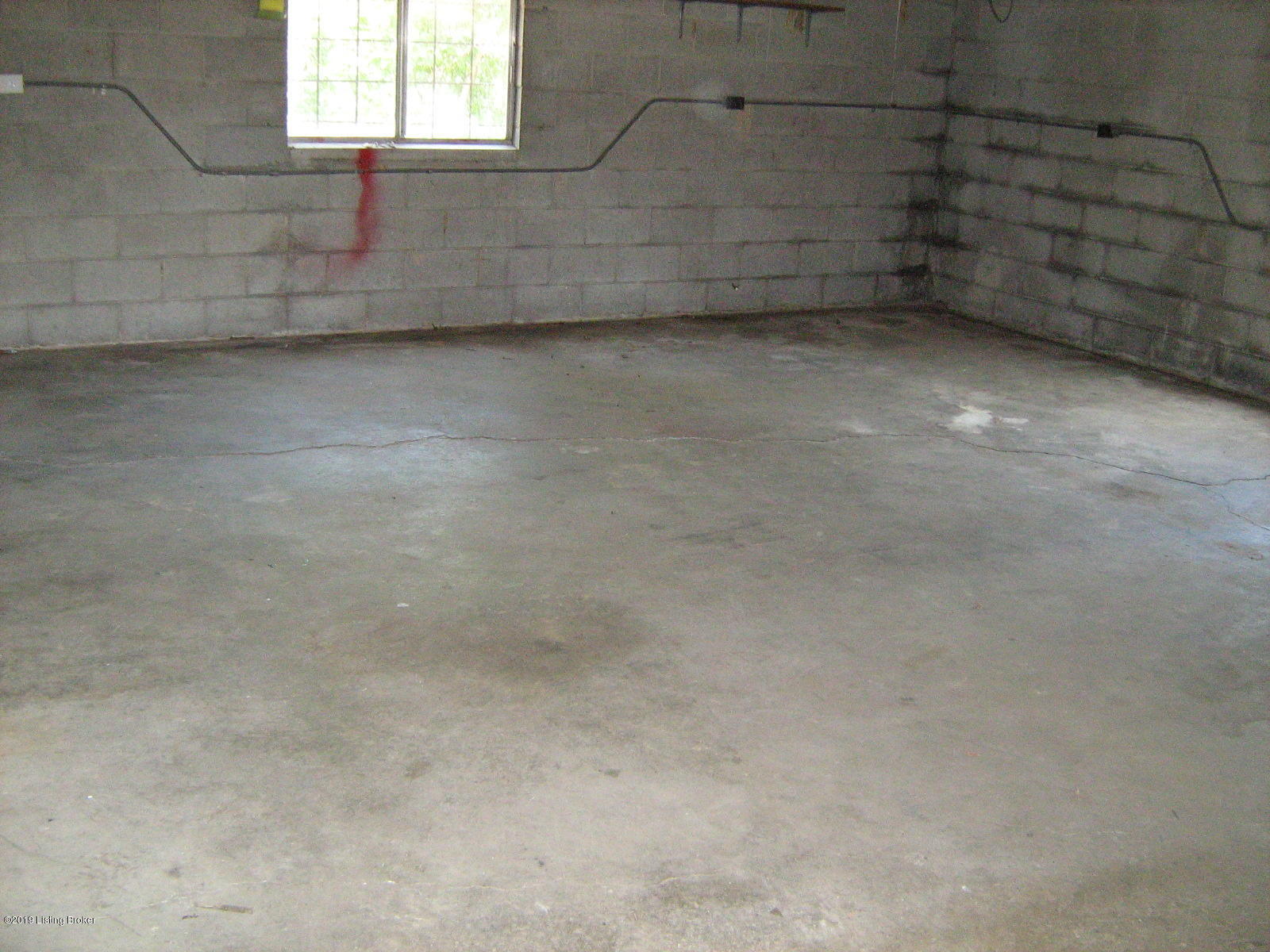 6705 West Orell Road Louisville, KY 40272 - Photo 9 of 26 IMG_1609