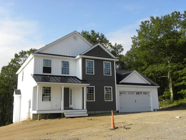 $784,900 | 305 Karatzas Avenue, Unit LOT 21, Manchester, NH 03104