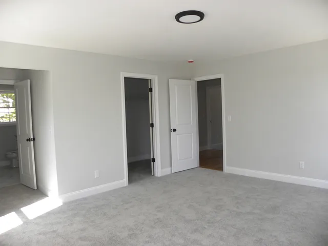 $784,900 | 305 Karatzas Avenue, Unit LOT 21, Manchester, NH 03104