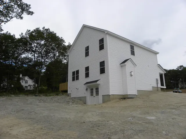 $784,900 | 305 Karatzas Avenue, Unit LOT 21, Manchester, NH 03104
