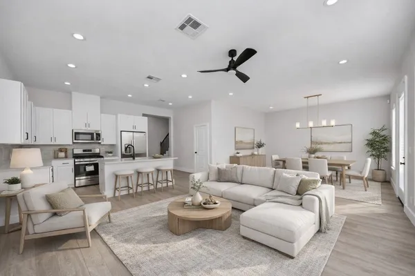 $2,250 | 8306 Comal Street, Unit B, Houston, TX 77051