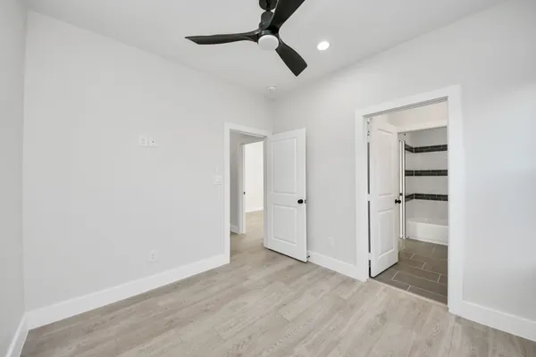 $2,250 | 8306 Comal Street, Unit B, Houston, TX 77051