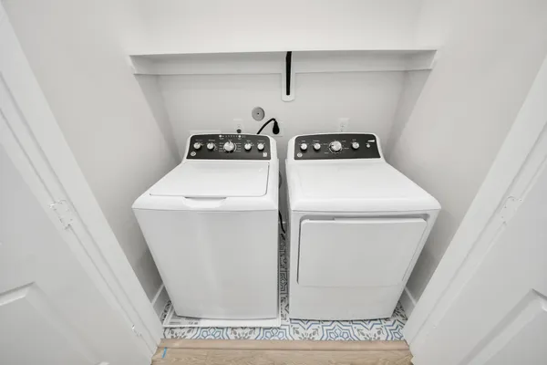 $2,250 | 8306 Comal Street, Unit B, Houston, TX 77051