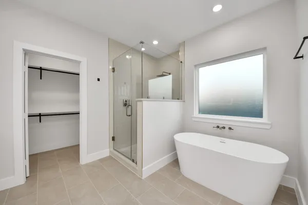 $2,250 | 8306 Comal Street, Unit B, Houston, TX 77051