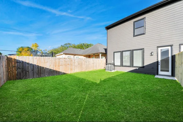 $2,250 | 8306 Comal Street, Unit B, Houston, TX 77051