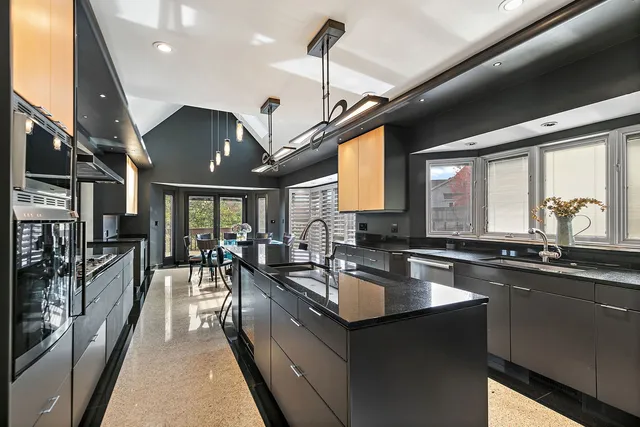 $999,900 | 45 Tartan Lakes Drive, Westmont, IL 60559