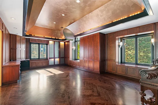 $999,900 | 45 Tartan Lakes Drive, Westmont, IL 60559