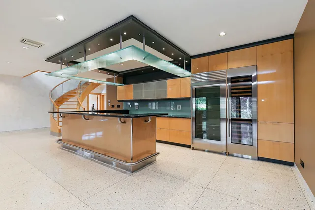 $999,900 | 45 Tartan Lakes Drive, Westmont, IL 60559