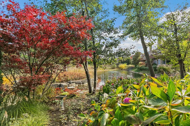 $999,900 | 45 Tartan Lakes Drive, Westmont, IL 60559